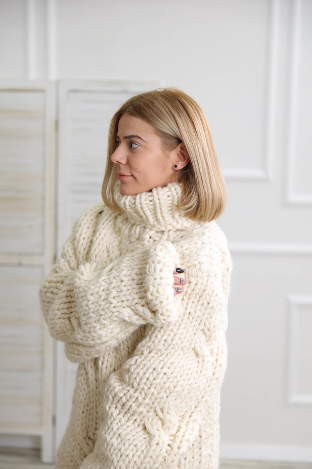 Chunky turtleneck wool sweater