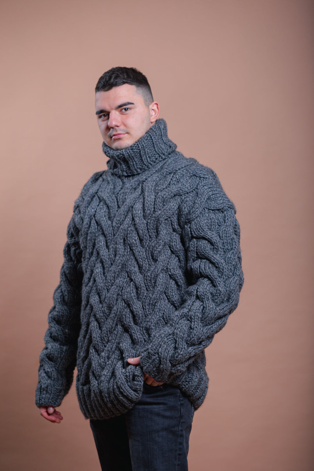 M Size Ready Men Cable Knit Oversized Wool Sweater – Molimarks