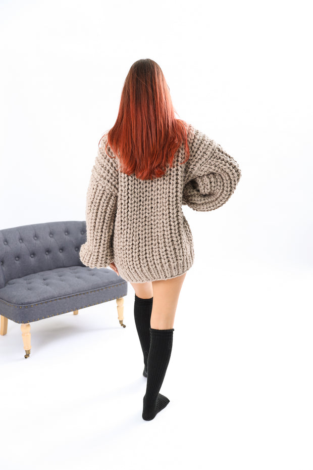 Wool knit sweater