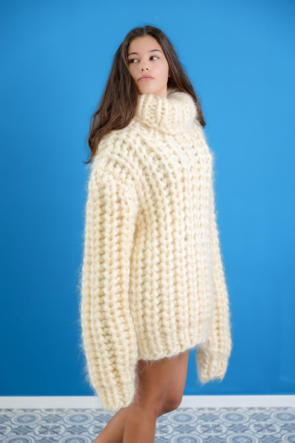 15 strands 3.5 kg Mohair Sweater